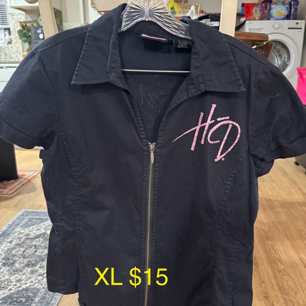 Harley-Davidson Black Top with Pink Logo